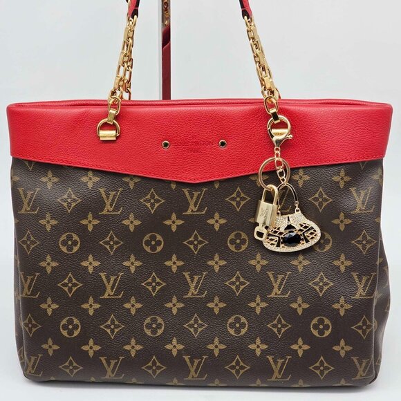 Authentic Louis Vuitton Lock & Key with unbranded Bagcharm, Keycharm, Keychain - Picture 1 of 7